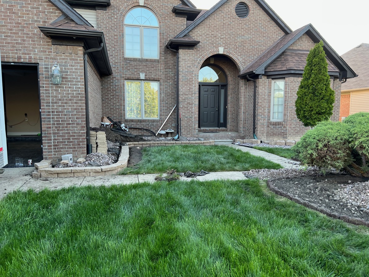 Front Yard Retaining Wall Build